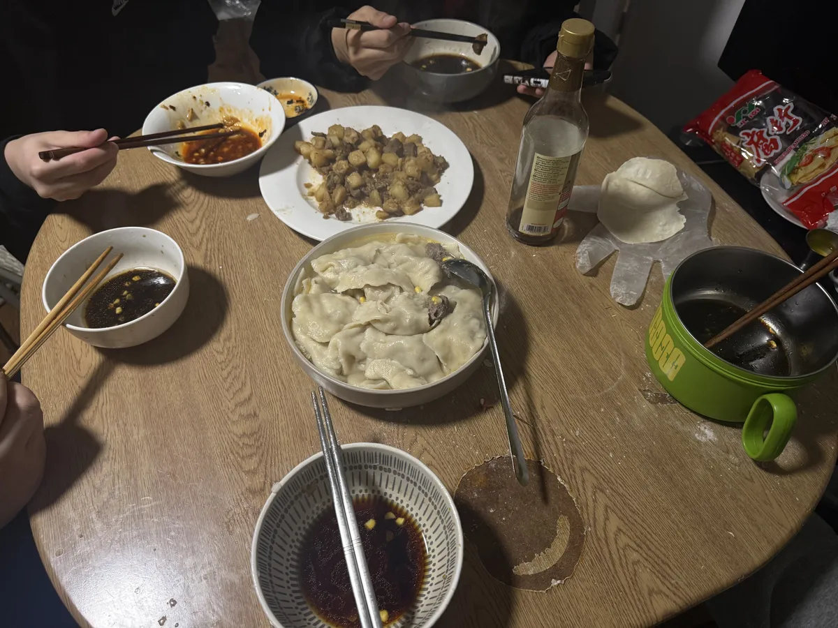 宿舍年夜饭